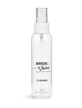 Cleaner Set, incl Bag & Cleaning Cloth – Bride & Shine Dress Cosmetics Cleaner Set, incl Bag & Cleaning Cloth – Bride & Shine Dress Cosmetics